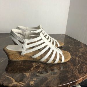 A2 Heelrest by Aerosoles women’s strappy zip sandals cork wedge Sz 8 white
